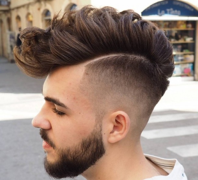 Coiffure homme crete dégradé