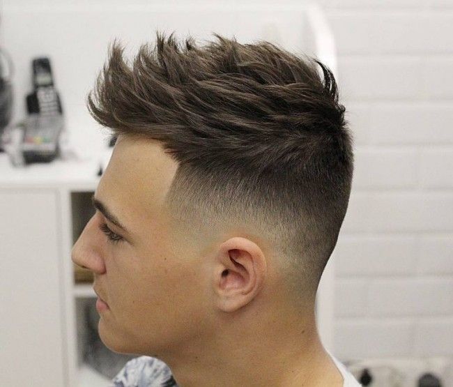 Coupe de cheveux homme dégradé progressif