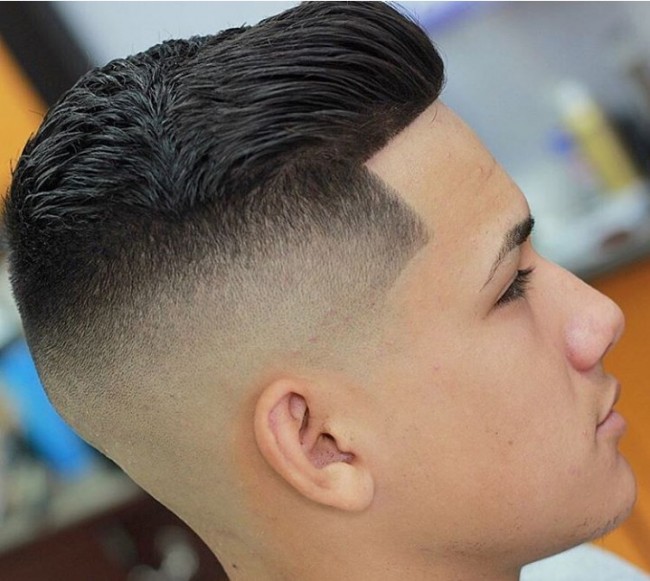 Coupe cheveux très court homme