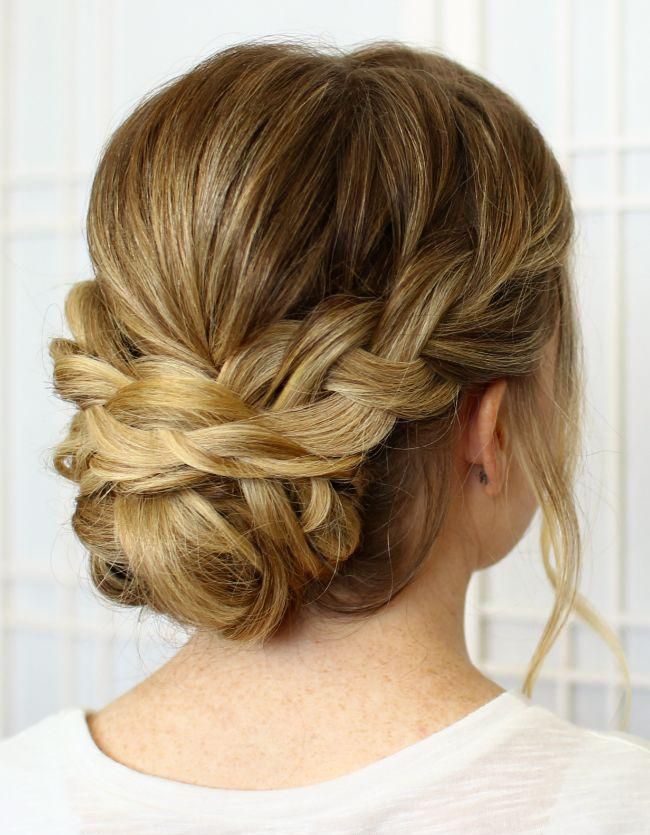 Coiffure chignon tressé facile