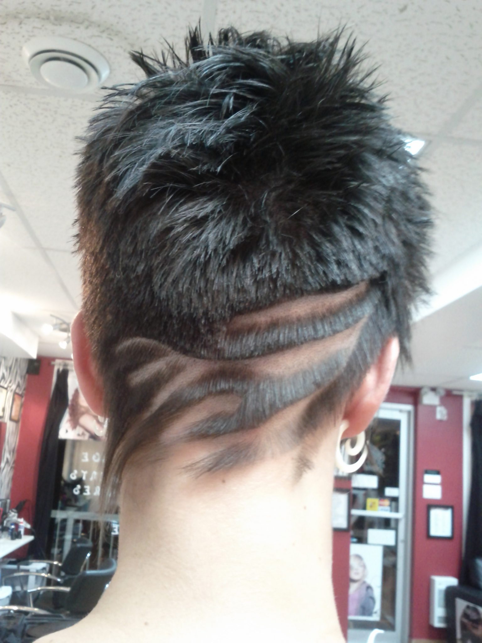 Tribal cheveux homme