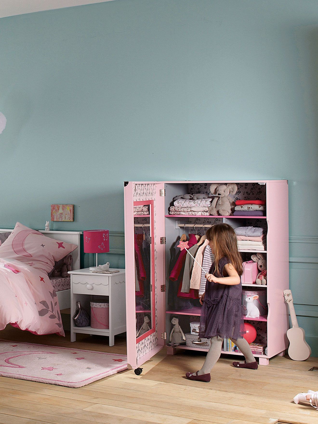 Armoire petite fille