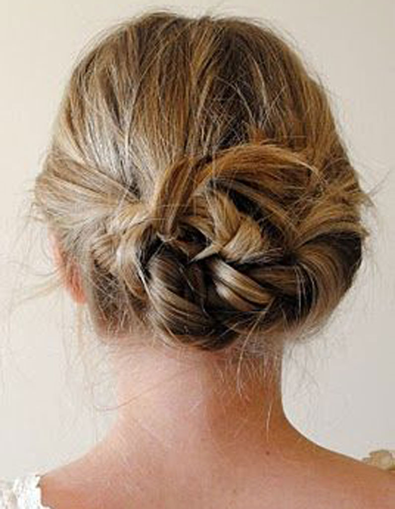 Chignon cheveux court