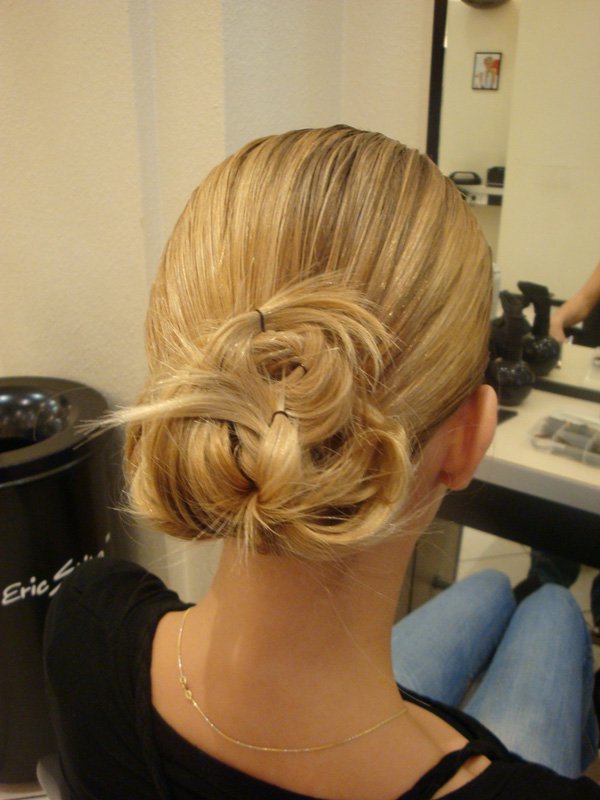 Faire un chignon bas