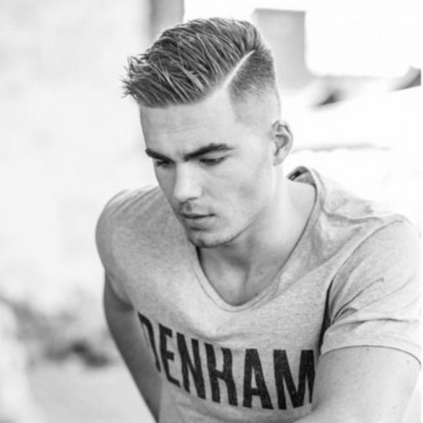 Coupe de cheveux homme sans barbe