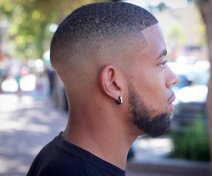 Coupe de cheveux enfant noir