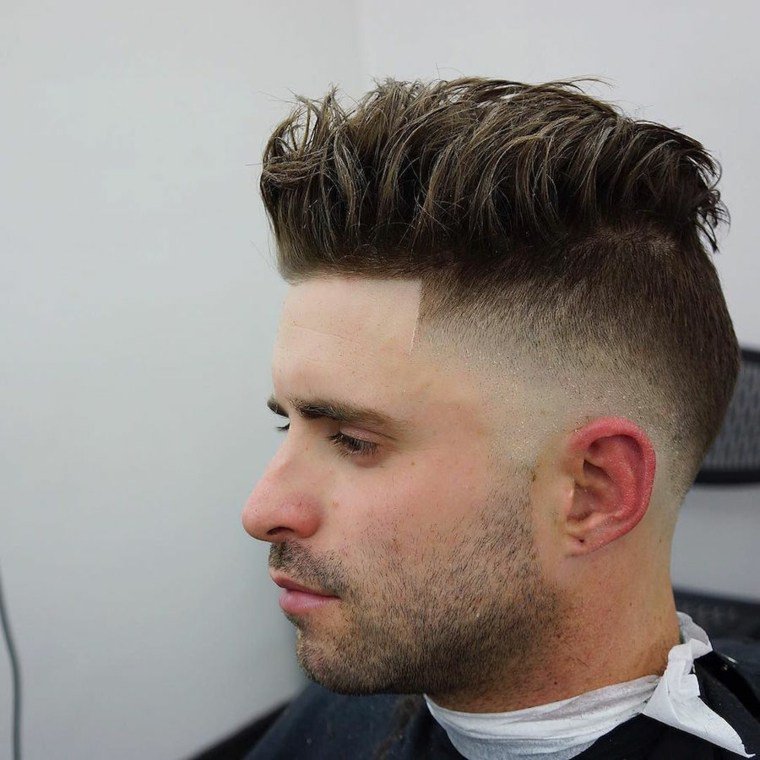 Coiffeur degrade homme