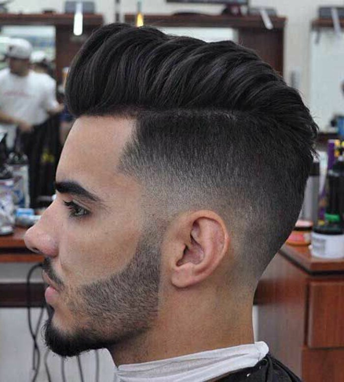 Coupe de cheveu degrade homme