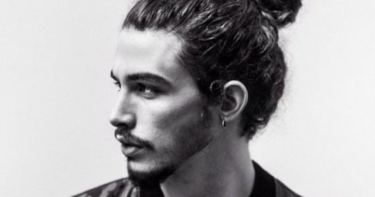 Faire un man bun