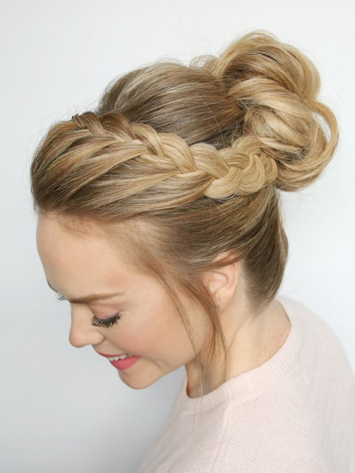 Chignon haut avec tresse