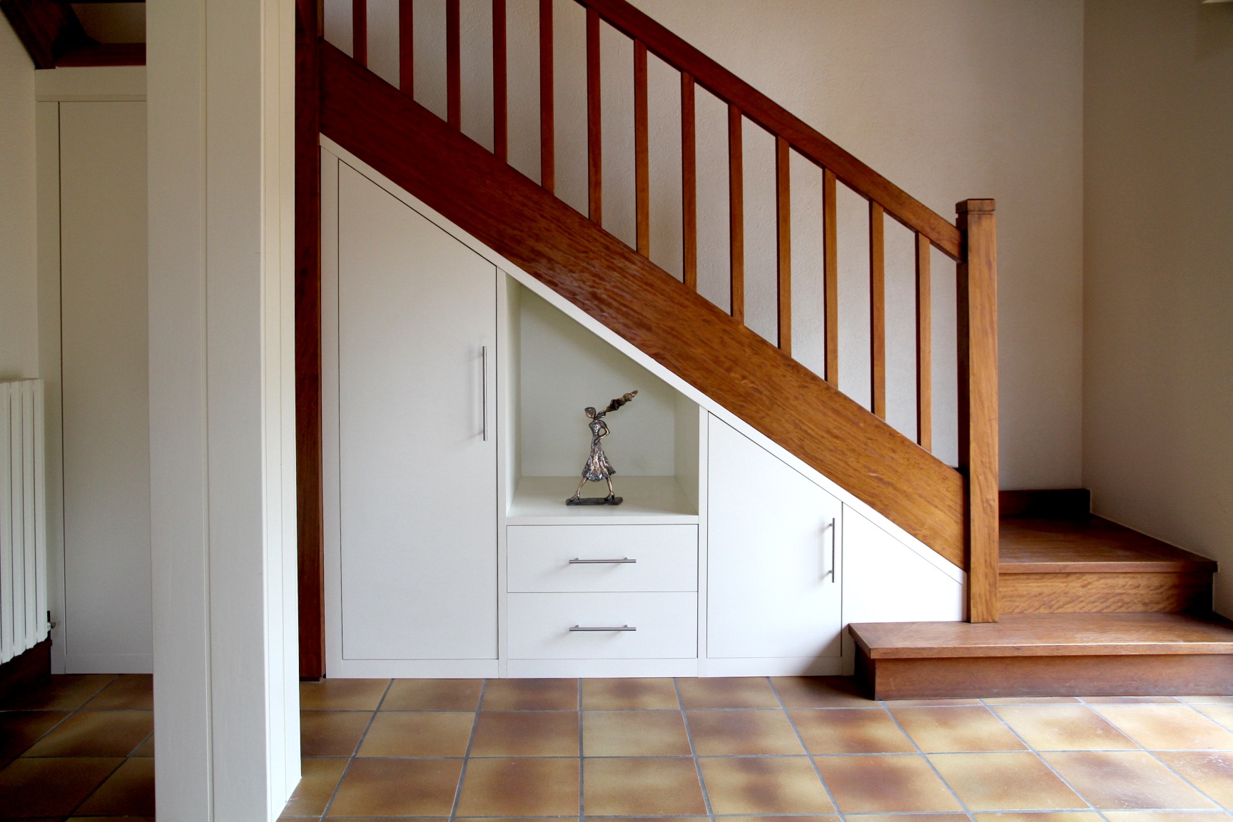 Meuble sous escalier design