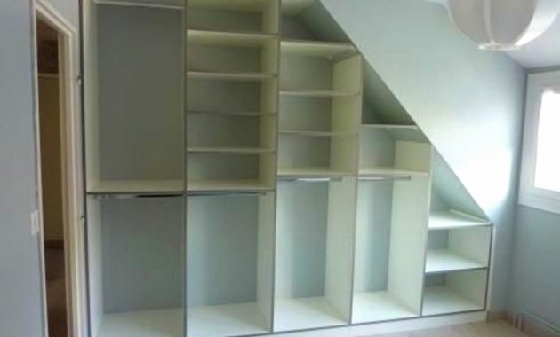 Ikea dressing sous escalier