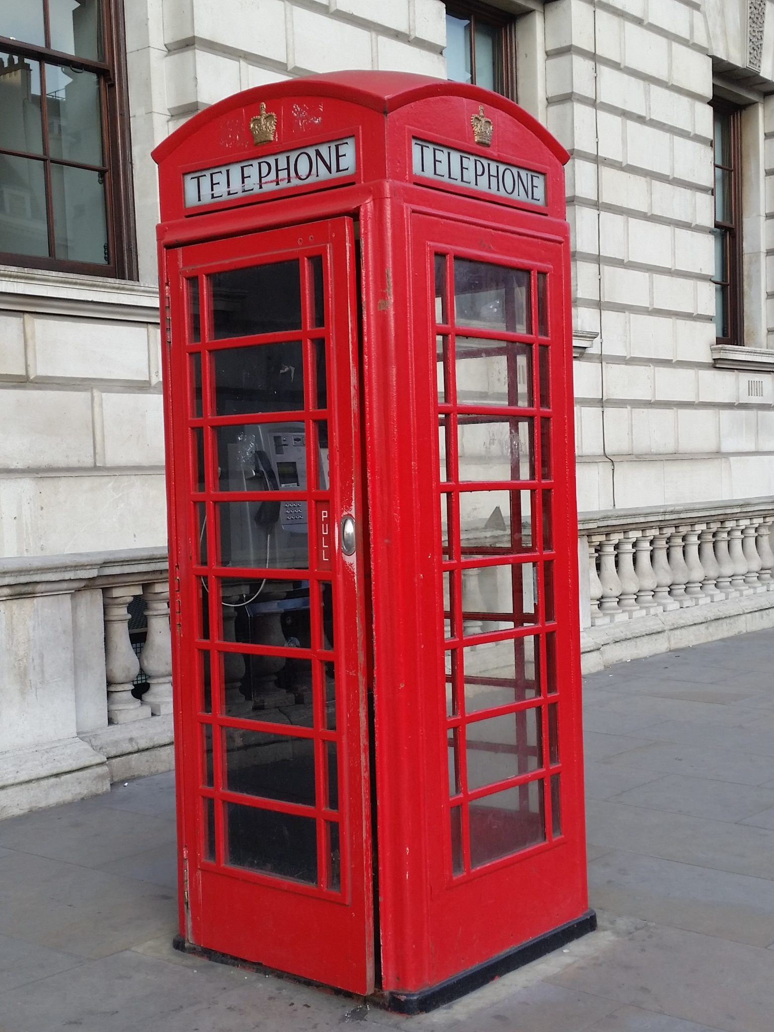London cabine téléphonique rouge
